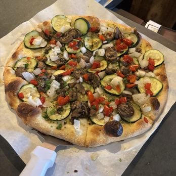 Smoked Tomato Pie - Vegetarian vegetable pie - Pizza Near Me - Yreka, California