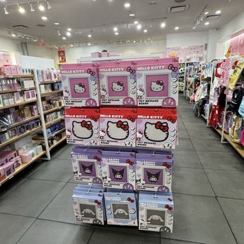 MINISO - Home Decor Near Me - Roseville, California MINISO - Home Decor Near Me - Roseville, California
