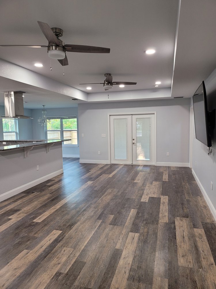 Slide of Harris & Holmes General Contractors & Construction