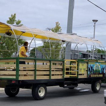 Big Green Tours - Bus Tours Near Me - Nashville, Tennessee