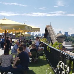 Seoul Chikin - Hotel clermont rooftop sunday funday pop-up