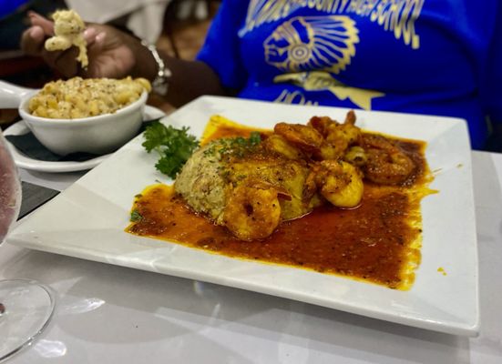 3rd & Cherry Steak and Seafood and Bar by null