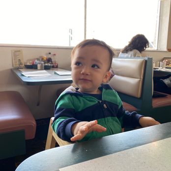 Country Oven - Family friendly - American Near Me - Warren, Michigan