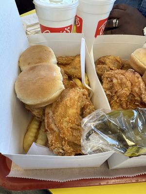 Bernie's Chicken by null