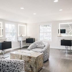 Belo Salon Laguna Beach - Belo Blow Dry Bar is a full-service salon in a stylish setting in beautiful downtown Laguna Beach, CA.