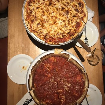 Giordano's - Flat pepperoni pizza and deep dish pie - Salad Near Me - Las Vegas, Nevada Giordano's - Flat pepperoni pizza and deep dish pie - Salad Near Me - Las Vegas, Nevada
