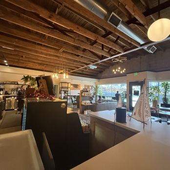 Indah Coffee - Coffee Roasteries Near Me - Columbia, South Carolina