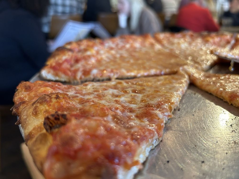 CHOW FOOD & BEVERAGE Updated October 2024 283 Photos & 286 Reviews