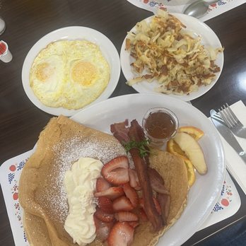 Paula's Pancake House - Breakfast & Brunch Near Me - Solvang, California Paula's Pancake House - Breakfast & Brunch Near Me - Solvang, California