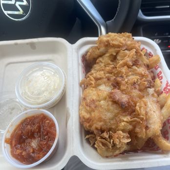 Baby's Buns & Buckets - Fried bass fish filet w/fries - Thai Near Me - Brooklyn, New York