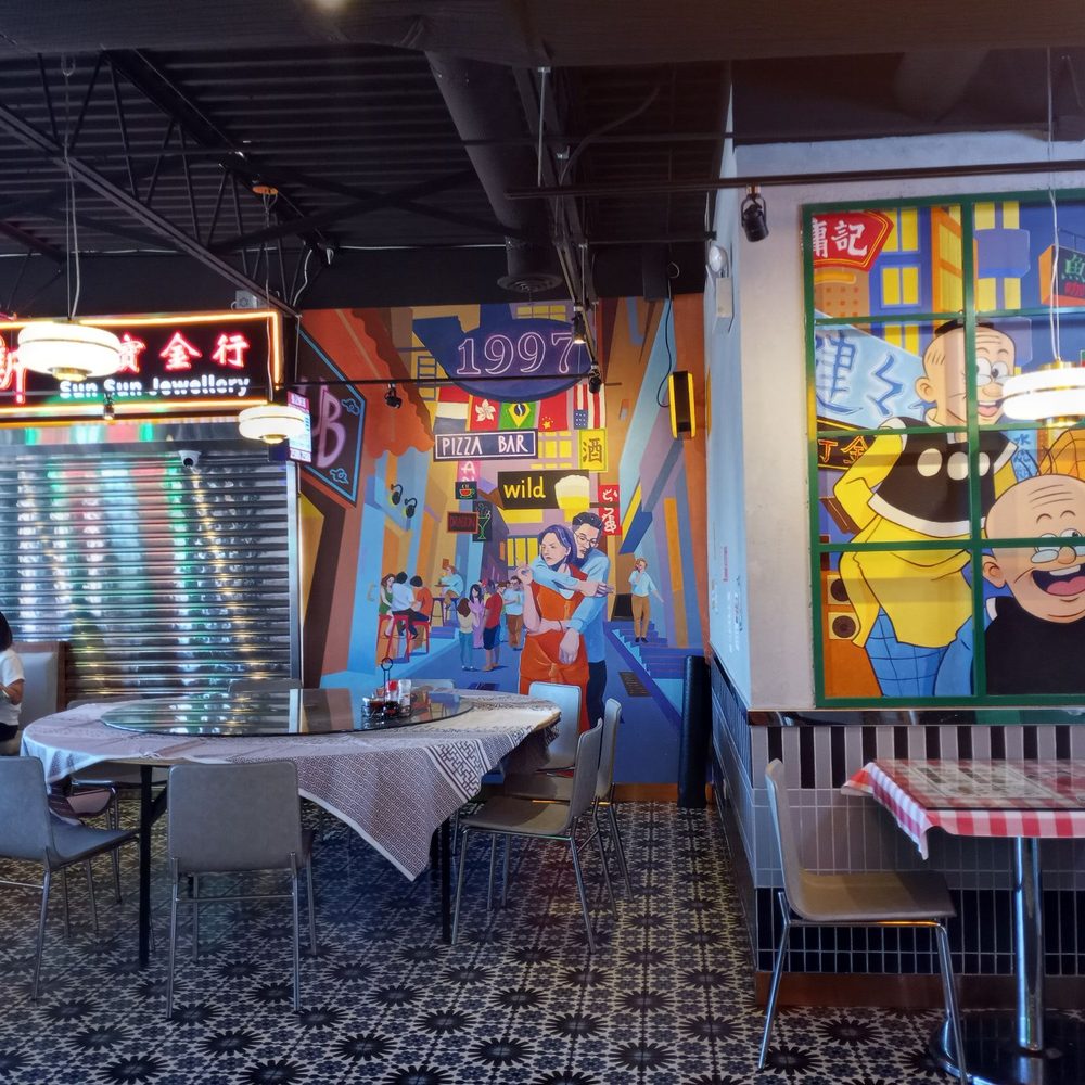 Ken Kee - More wall decor on second floor. - Seafood Near Me - Chicago, Illinois