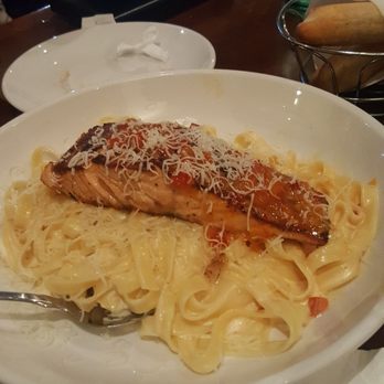 Olive Garden Italian Restaurant - Italian Near Me - Okemos, Michigan