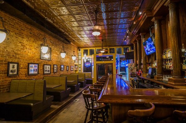 North Highland Pub by null