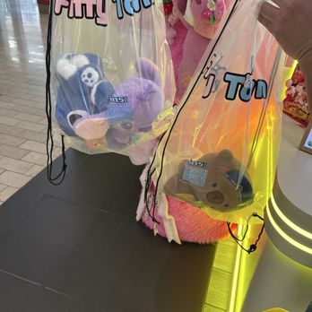 Fluffy Town - Mathew, kaia, Jamie - Arcades Near Me - San Jose, California