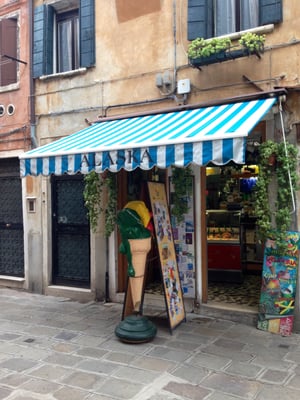 Gelateria Alaska by null