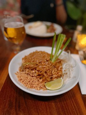Mitr Thai Restaurant by null