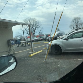 Valero - Plenty of parking - Gas Stations Near Me - Leesburg, Virginia