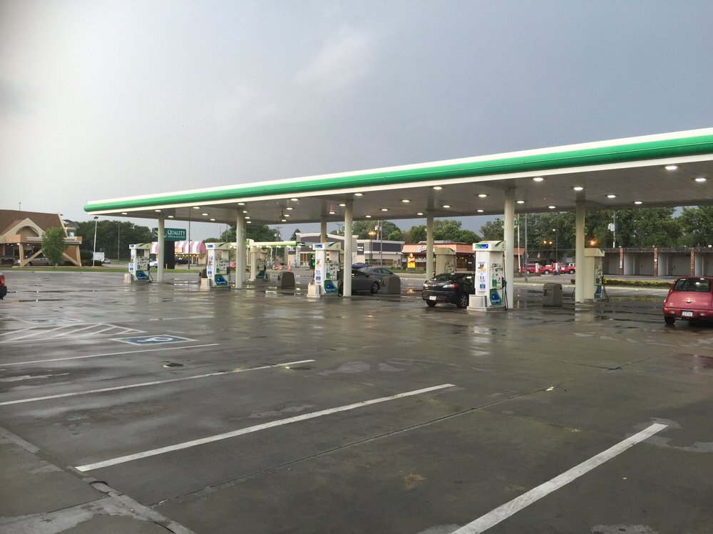 BP Updated April 2024 3501 W Broadway, Council Bluffs, Iowa Gas