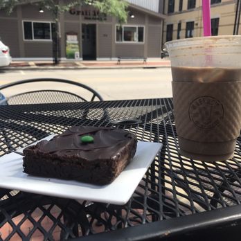 Whelan's Coffee & Ice Cream - Coffee & Tea Near Me - Oconomowoc, Wisconsin