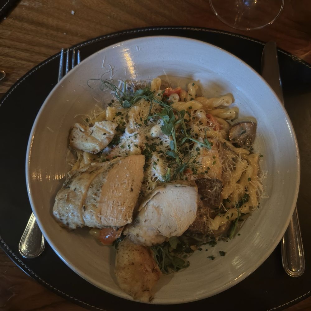 Black Iron Kitchen and Bar - Pasta with added chicken - Bars Near Me - Telluride, Colorado Black Iron Kitchen and Bar - Pasta with added chicken - Bars Near Me - Telluride, Colorado
