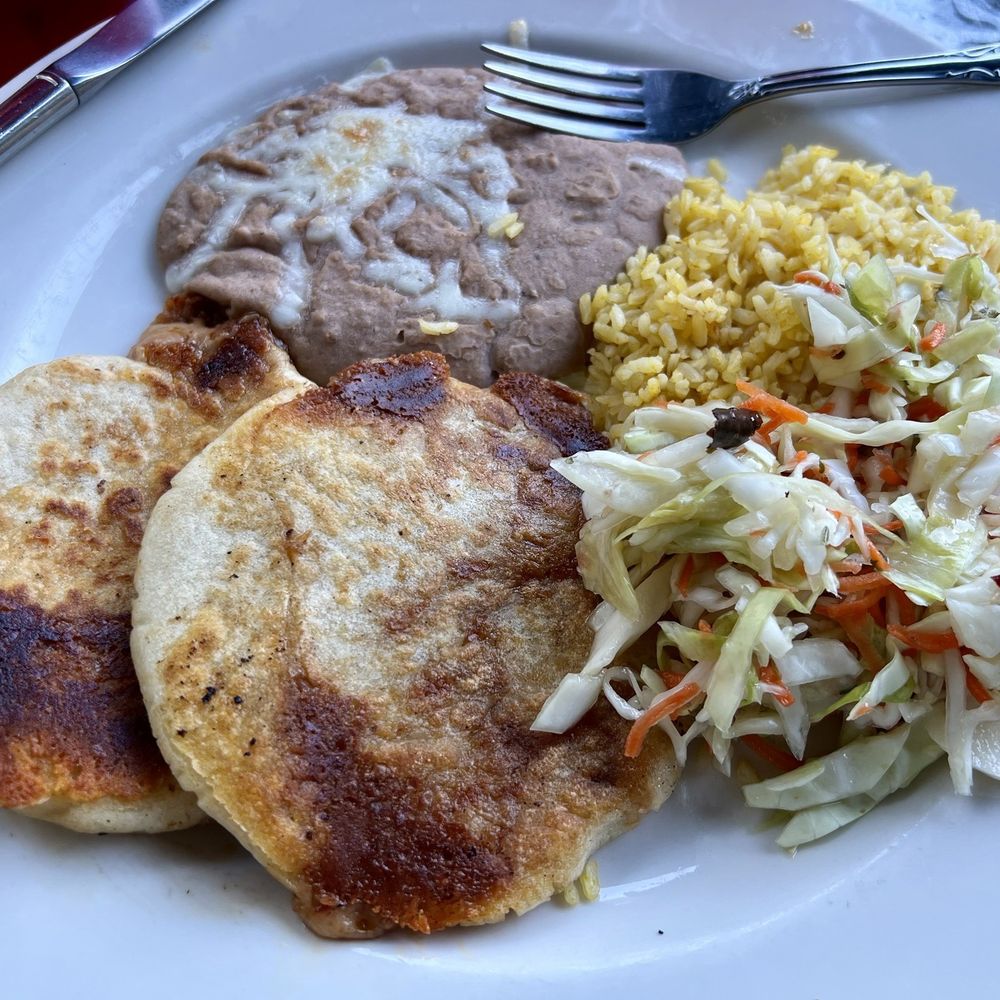 Pupusas De Chipotle (2)