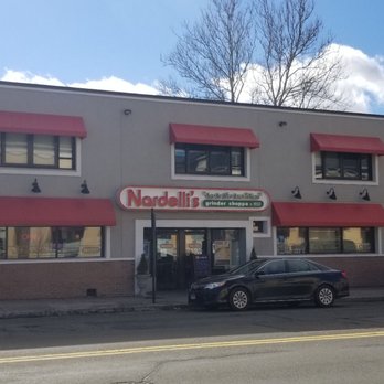 Nardelli's Grinder Shoppe - Nardelli's in Naugatuck - Delis Near Me - Naugatuck, Connecticut