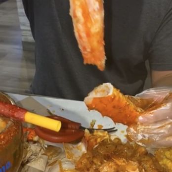 Pirates Kitchen - King Crab MP - Cajun/Creole Near Me - Artesia, California