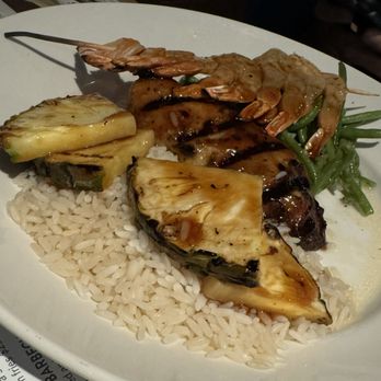 Margaritaville - Boston - Teriyaki chicken and shrimp - Sports Bars Near Me - Boston, Massachusetts