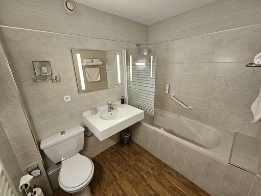 Auberge du Lac Sure Hotel Collection by Best Western by null