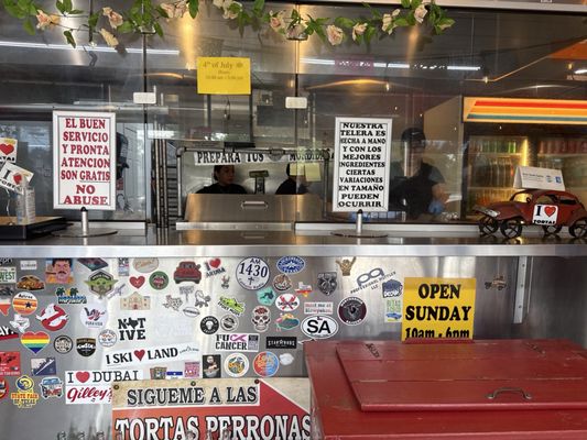 Las Tortas Perronas by null