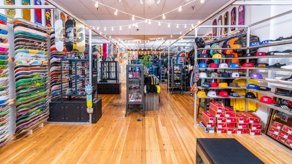 303 skate shop Clearance