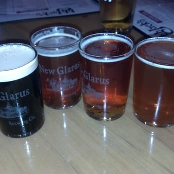 BB Jack's - bb Jack's - Beer Flights - 4 samples from extensive draught selection - Deforest / Madison Wisconsin - Pizza Near Me - DeForest, Wisconsin