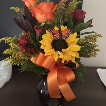 Mary's Flower Shop - Florists Near Me - Triangle, Virginia Mary's Flower Shop - Florists Near Me - Triangle, Virginia