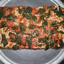 Howell Red Moon Restaurant & Pizzeria