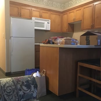 Ramada by Wyndham Olympia - Suite with full fridge, microwave, dishwasher and two burner coil stove - Hotels Near Me - Olympia, Washington Ramada by Wyndham Olympia - Suite with full fridge, microwave, dishwasher and two burner coil stove - Hotels Near Me - Olympia, Washington