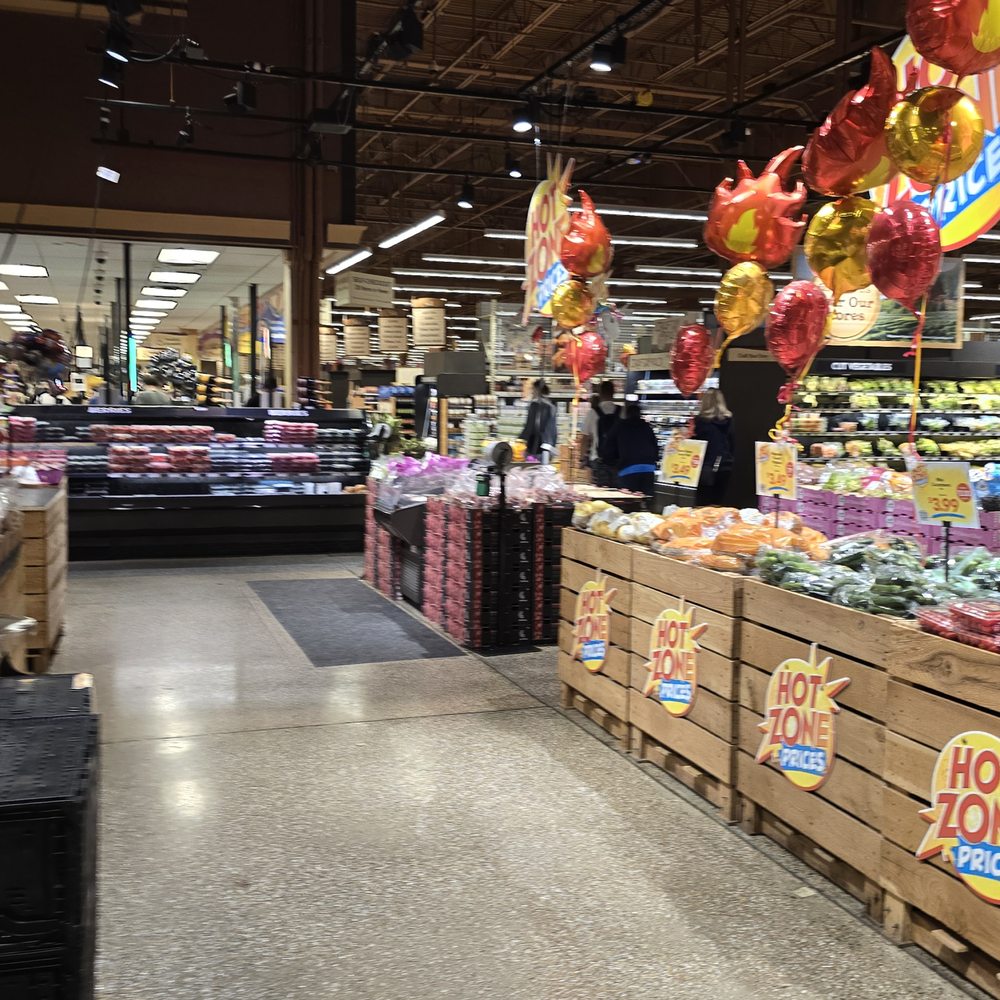 Wegmans - inside - Grocery Near Me - Sterling, Virginia Wegmans - inside - Grocery Near Me - Sterling, Virginia