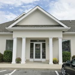 Munsey Medical Clinic - Our office in Maple Ridge Square
