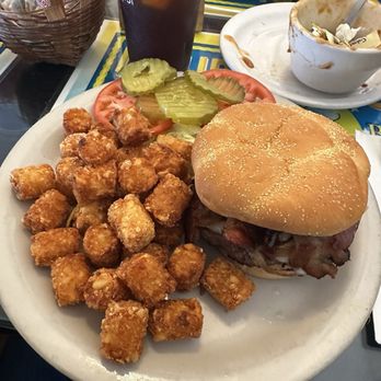 Double D's Cafe - Texas Burger with tots ! - American Near Me - Gold Beach, Oregon Double D's Cafe - Texas Burger with tots ! - American Near Me - Gold Beach, Oregon