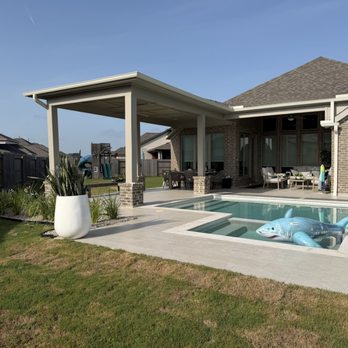 Fernandez Landscape Contractors Services - Masonry/Concrete Near Me - Houston, Texas