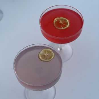 Oak Parker - Parker Posey and Maiden's Blush - Cocktail Bars Near Me - Oak Park, Michigan
