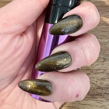 Tip'nToe - Tiger eye velvet magnetic polish on almond acrylic nails - Nail Salons Near Me - Monterey, California Tip'nToe - Tiger eye velvet magnetic polish on almond acrylic nails - Nail Salons Near Me - Monterey, California