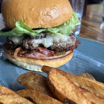 Bosscat Kitchen & Libations - BOSSCAT BURGER - New American Near Me - Irvine, California Bosscat Kitchen & Libations - BOSSCAT BURGER - New American Near Me - Irvine, California
