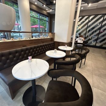 Illy Caffè - Cafes Near Me - Chicago, Illinois