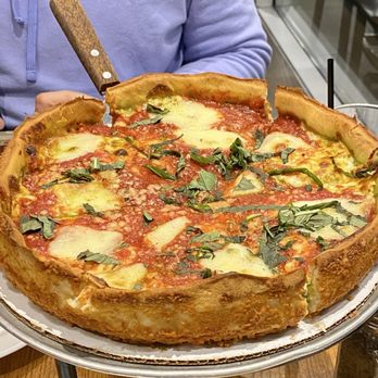 Giordano's - Margherita pan pizza - Pizza Near Me - Chicago, Illinois Giordano's - Margherita pan pizza - Pizza Near Me - Chicago, Illinois