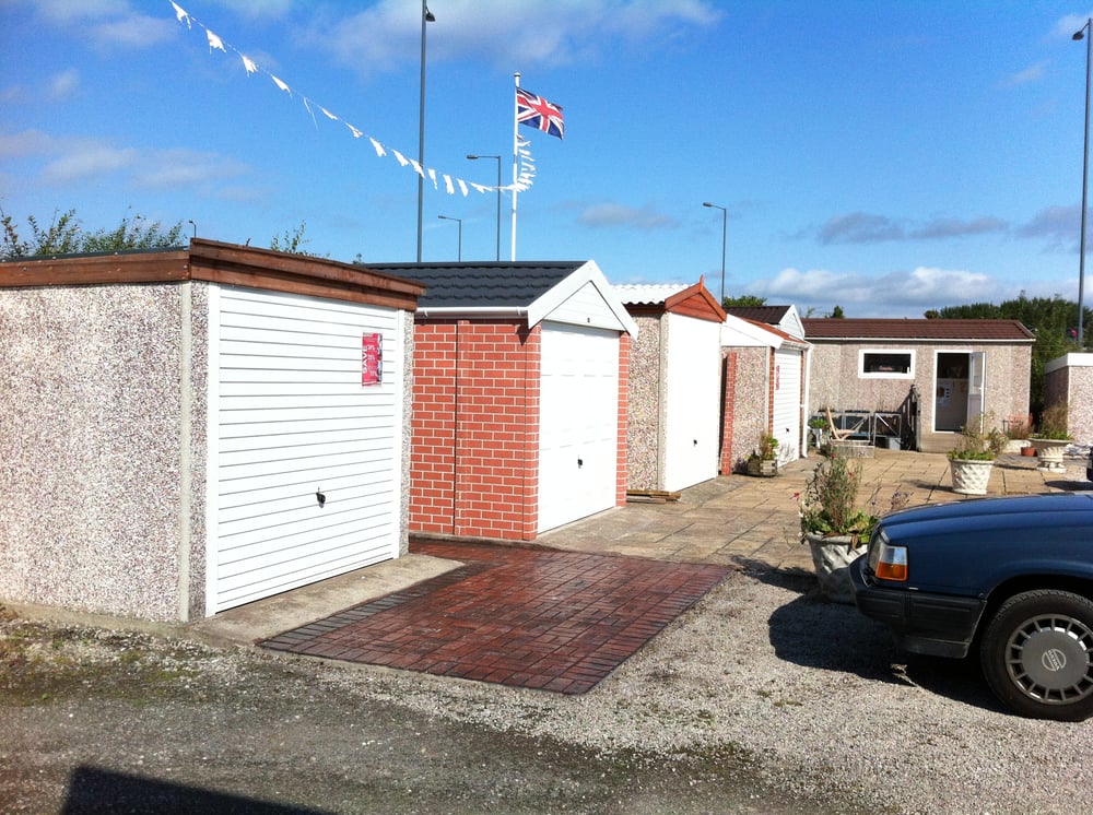 DPI DEESIDE PROPERTY IMPROVEMENTS Sealand Road, Deeside, Flintshire, United Kingdom Building