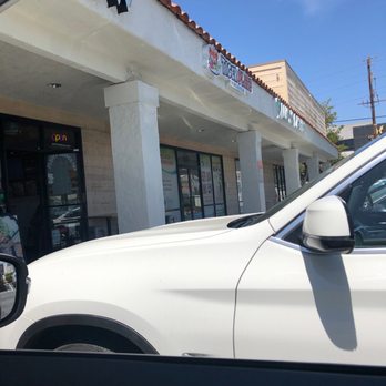Tiger Plate - Right in front of parking, if you can find any. It is a crowded lot most of the time. - Hawaiian Near Me - Costa Mesa, California Tiger Plate - Right in front of parking, if you can find any. It is a crowded lot most of the time. - Hawaiian Near Me - Costa Mesa, California
