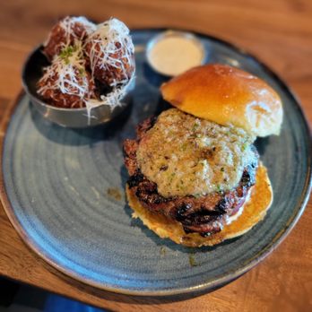 Eureka - 28 Day Dry-Aged Bone Marrow Burger with Mac N' Cheese Balls - American Near Me - Santa Clara, California Eureka - 28 Day Dry-Aged Bone Marrow Burger with Mac N' Cheese Balls - American Near Me - Santa Clara, California
