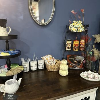 TeaBerries - Cafes Near Me - Midlothian, Virginia