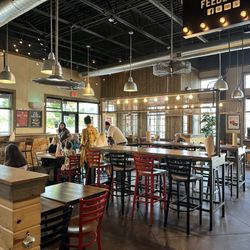 City Barbeque - Dining room always spotless