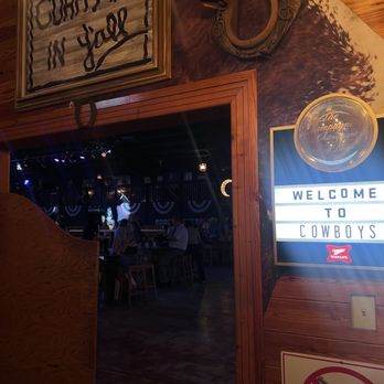 Cowboys Dance Hall - Country Dance Halls Near Me - Largo, Florida